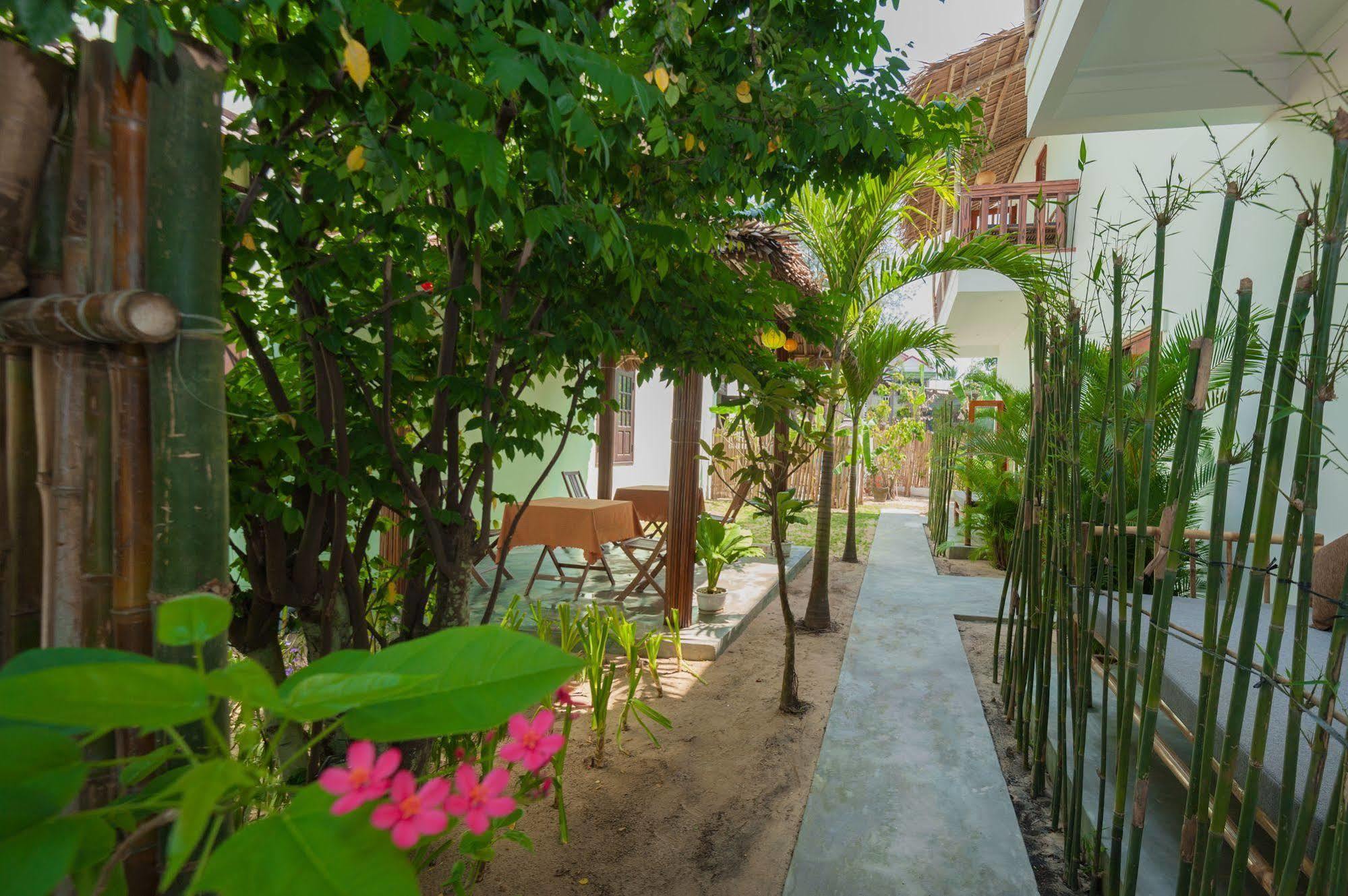 An Bang Garden Pool Villa Хой Ан Екстериор снимка